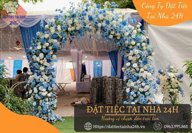 Hình cổng hoa cưới tone màu xanh