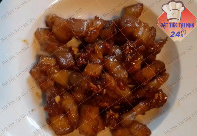 Món thịt lợn xào chua ngọt Món thịt lợn xào chua ngọt