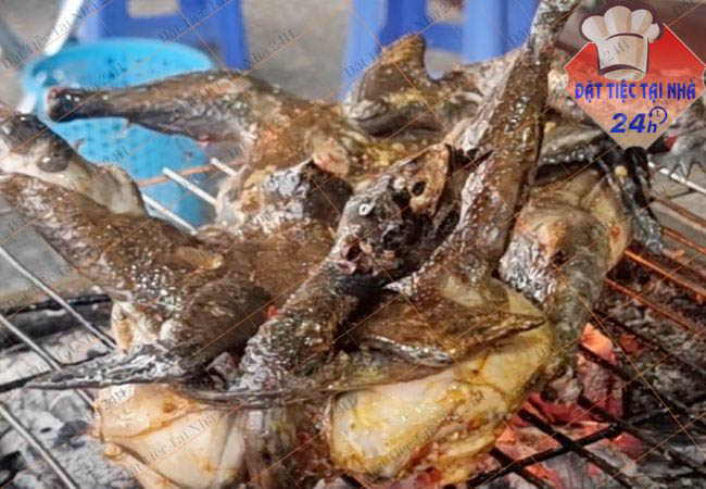 Gà ác nướng muối ớt